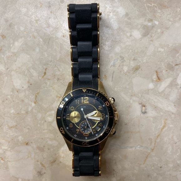 MARC JACOBS WATCH WORN TWICE - Picture 1 of 4